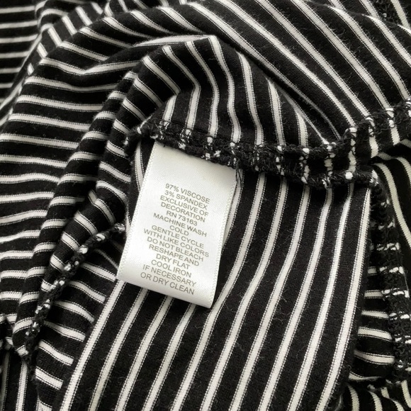 Cable & Gauge knit top EUC - Picture 3 of 3